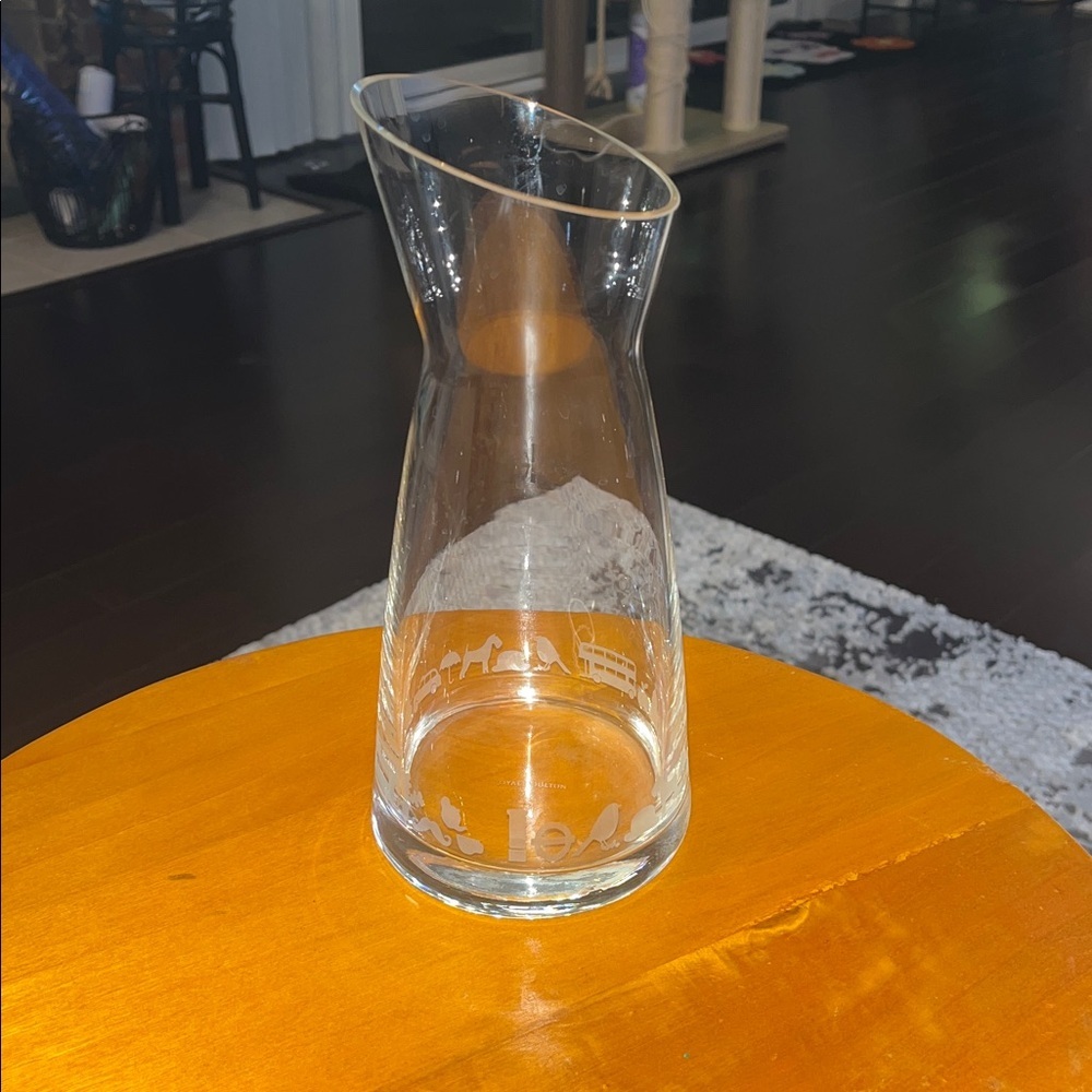 Vintage Royal Doulton carafe w/ etched modernist symbols related to London.